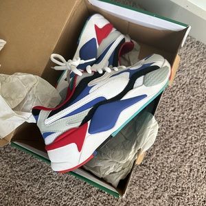 Puma sneakers